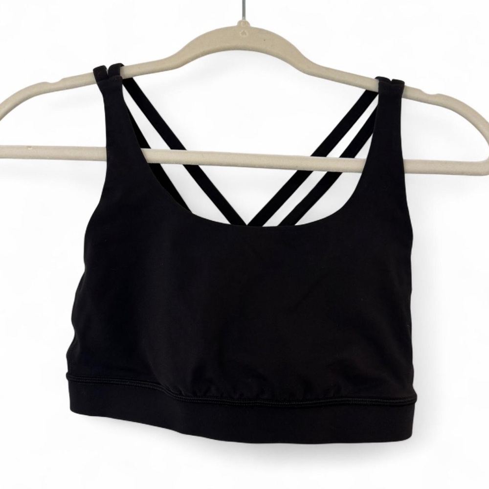 Lululemon Energy Bra Size 6 - Black